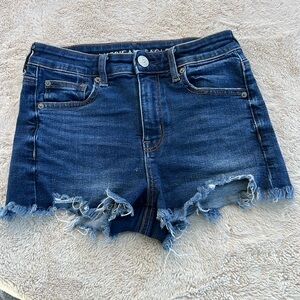 American Eagle. High-rise shortie size 4. Darker denim.